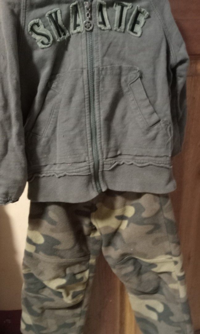 Toddler jacket and sweat pants (Category: Babies & Kids Fashion) located in Las Pinas. Submitted by lynnsite (Listing ID 1246082146, Image 1). Description: Set for 2 years up.