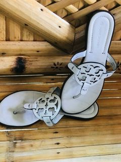 (Category: ) located in . Submitted by iamcloset (Listing ID 1246151695, Image 1). Description: .