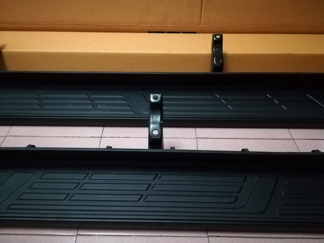 Toyota Fortuner 2019 side step, Car Parts & Accessories, Body Parts and ...