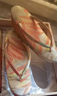 Traditional Zori sandals & clutch bag set