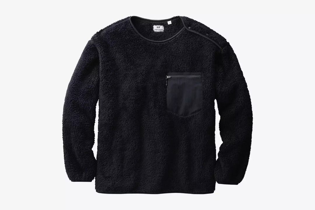 UNIQLO × Engineered Garments Black Fleece Pullover (Category: Activewear) located in Lucena. Submitted by s0m31one (Listing ID 1246122588, Image 1). Description: UNIQLO × Engineered Garments Black Fleece Pullover Not faded. Tagged Size: Large Condition: Very Good Condition Flaws: Need wash. Minor lints. Made in: China Measurements Width: 23.50 Length: 27.50 999 + SF Buy at your own risk. Color may vary due to lighting. Measurements are taken on a