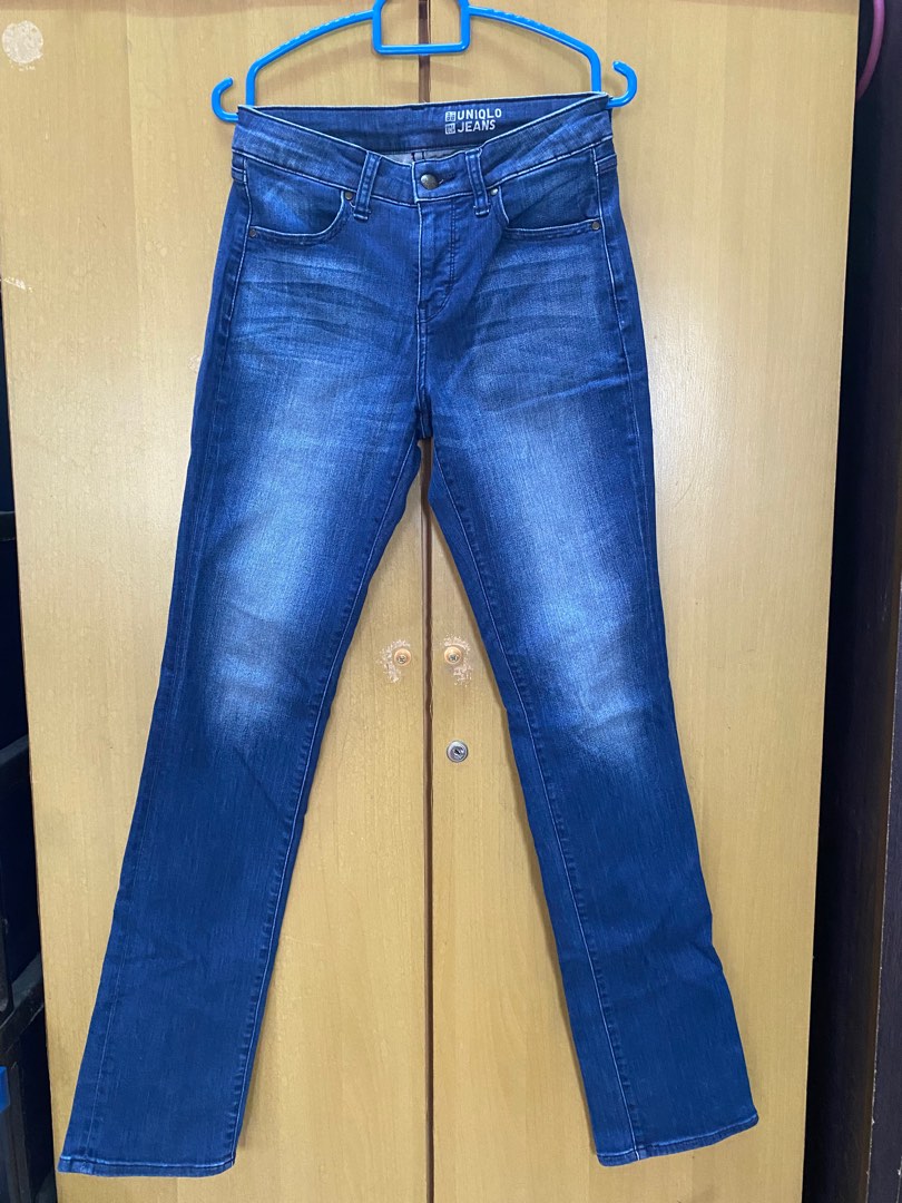 Uniqlo jeans, Women's Fashion, Bottoms, Jeans & Leggings on Carousell