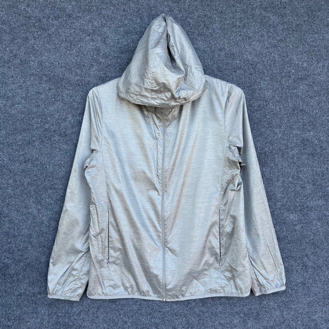 Uniqlo windbreaker womens top
