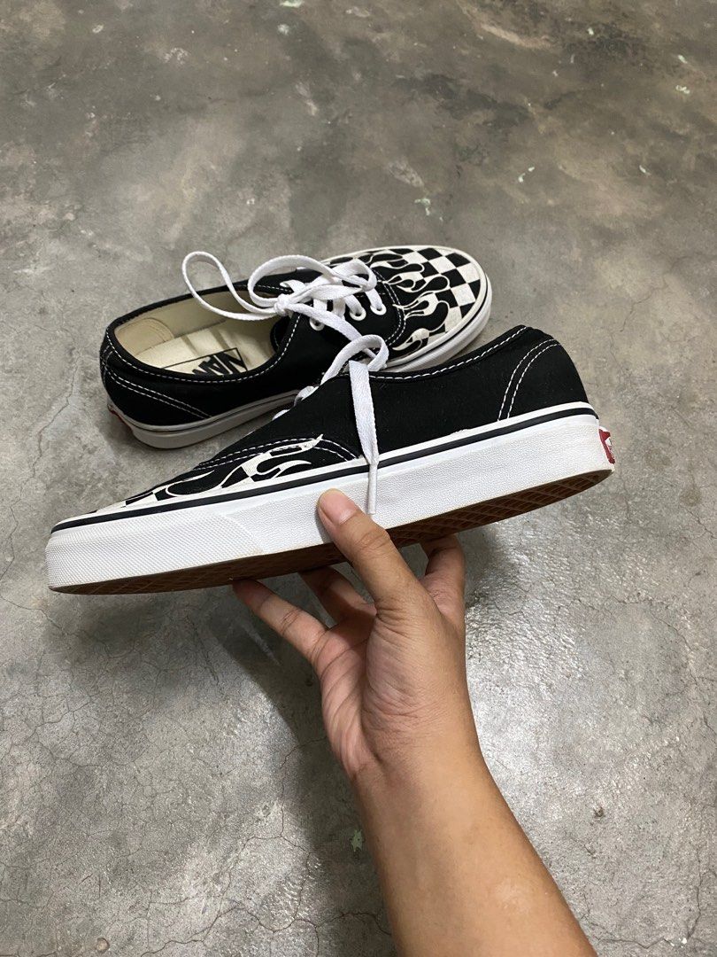 VANS AUTHENTIC CHECKER FLAME UK4 WOMEN S