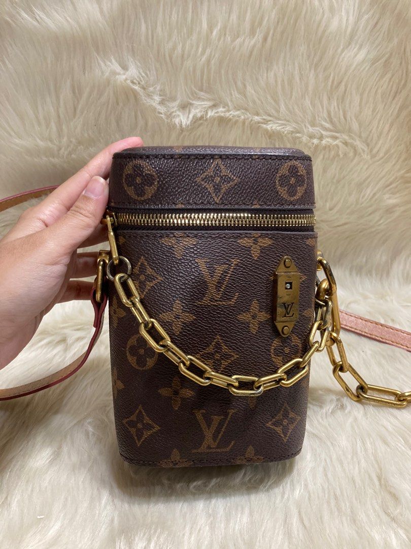 LV Louis Vuitton Judy Blame Limited Edition Pochette Blue Monogram Mini  Pleaty Striped Denim Handbag Shoulder bag Vintage and Rare, Luxury, Bags &  Wallets on Carousell