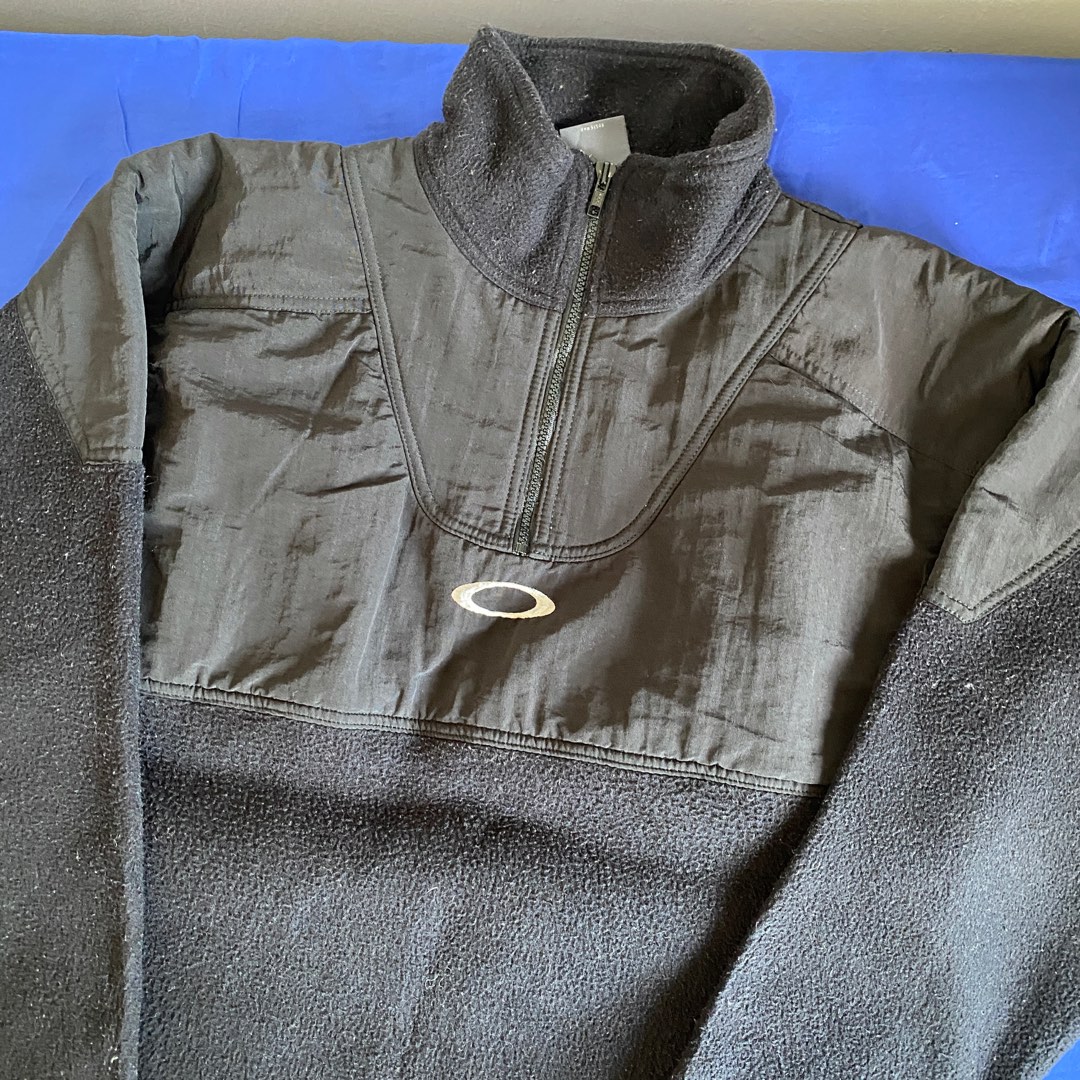 Vtg Oakley Half Zip Jacket Men s Fashion Tops Sets Hoodies on