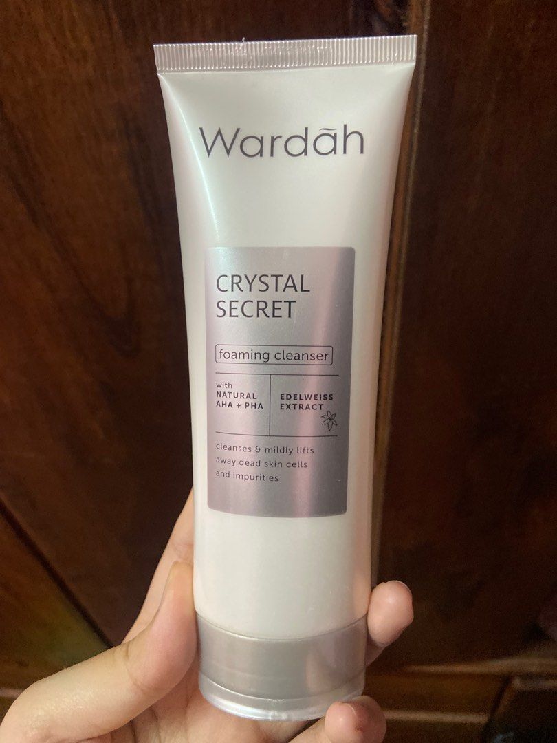 Wardah Cleansing Foam, Beauty & Personal Care, Face, Face Care on Carousell