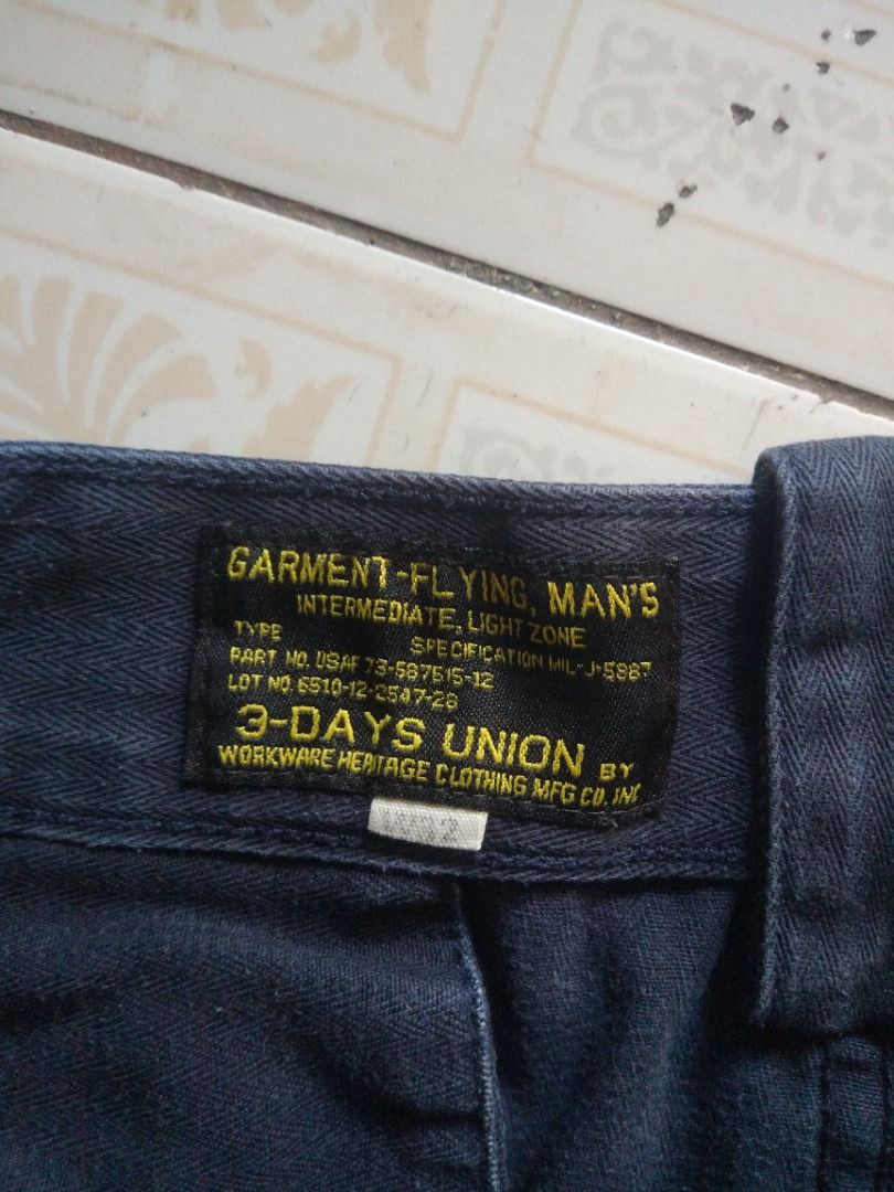 Workware HBT Cargo Pant 30 actual (Category: Trousers) located in Pasay City. Submitted by denimdude.ph (Listing ID 1246087301, Image 3). Description: .