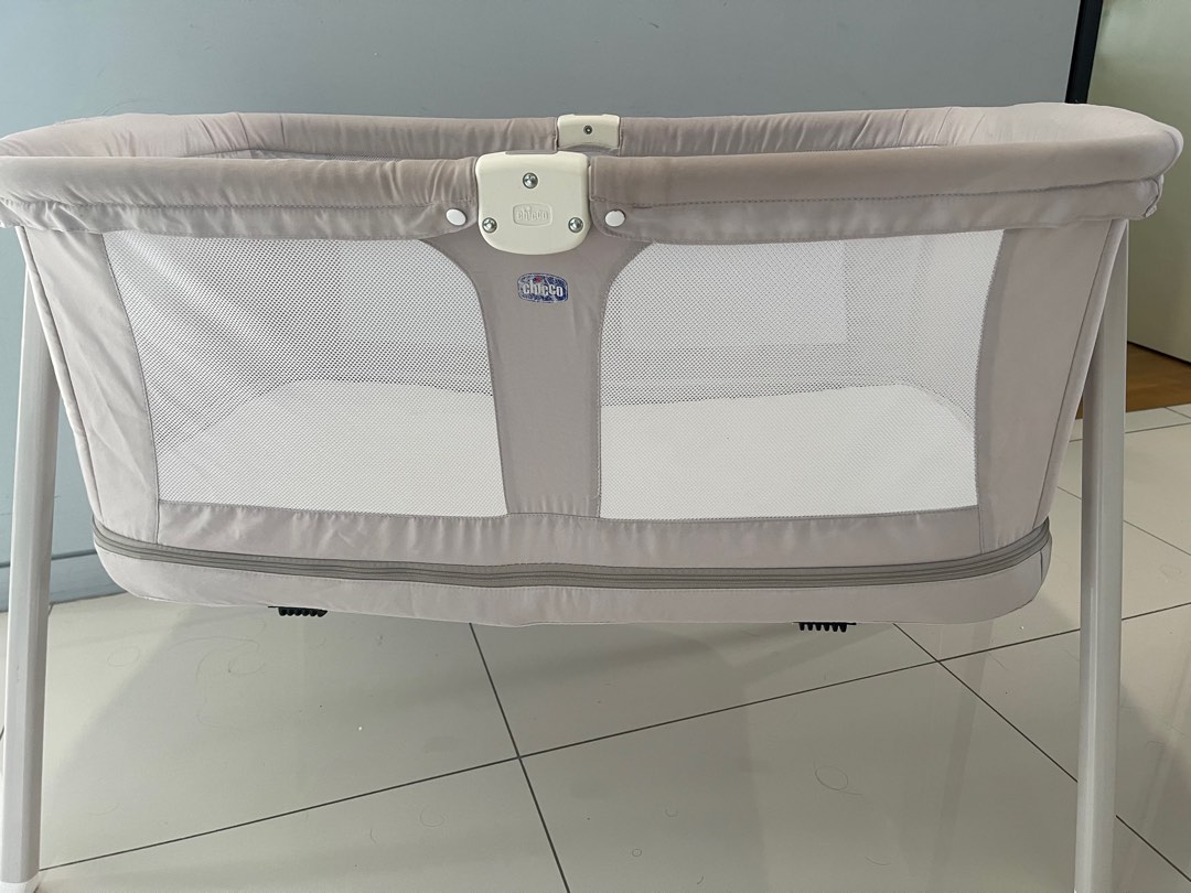 Chicco lullago zip sales and go