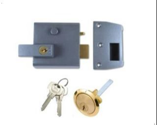 YALE DEADLATCHES & NIGHTLATCHES AUTOMATIC DEADLATCH DOUBLE CYLINDER FOR SWINGING DOORS (WOODEN OR STEEL) SUITABLE FOR VARIOUS APPLICATIONS SUCH AS APARTMENTS , GARDEN STEEL DOORS, APARTMENT ROOMS ETC..