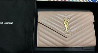 （分類：）位於 。 由 21savage_ 提交（商品編號 1246061185，圖片 1）。簡介： 。