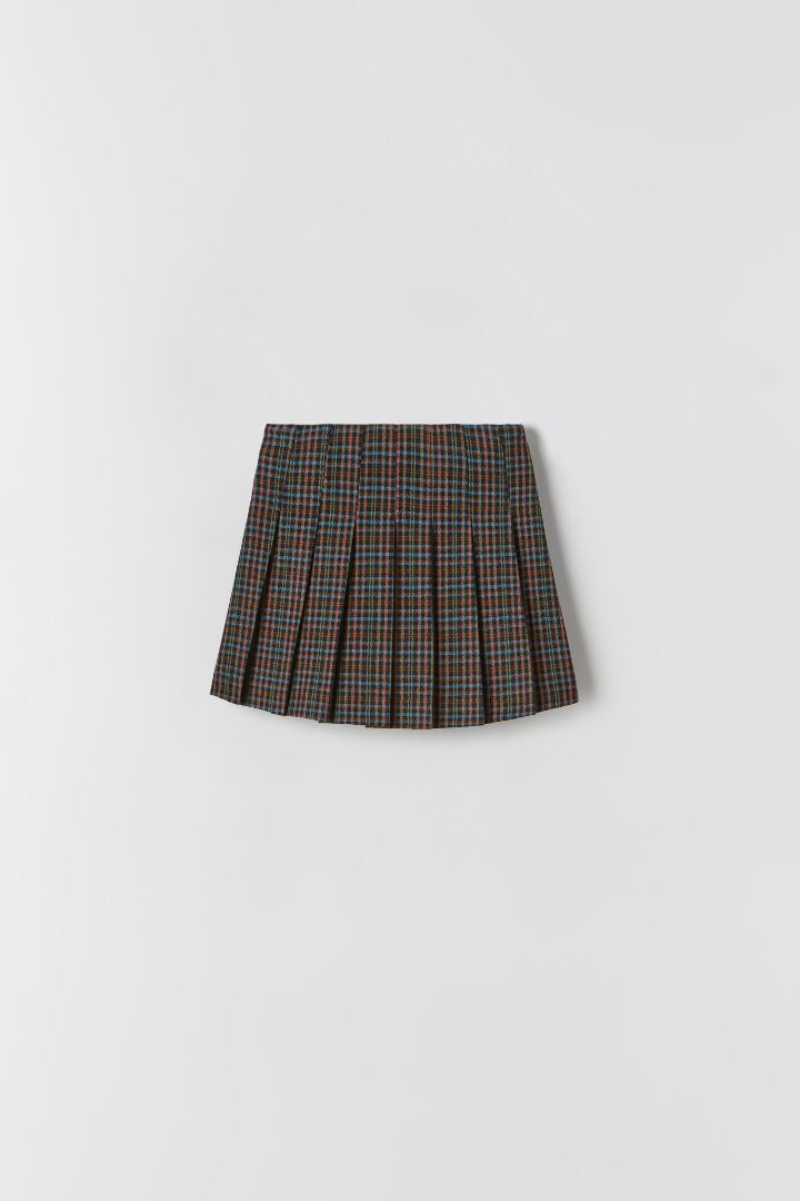 Zara Buckled Pleated Skirt Women s Fashion Bottoms Skirts on