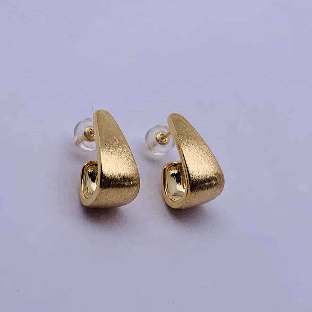 Gold earring 18k sale