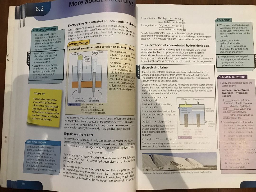 1-cambridge-igcse-physics-textbook-2-cambridge-igcse-chemistry