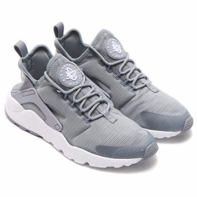 Womens white hotsell huarache ultra