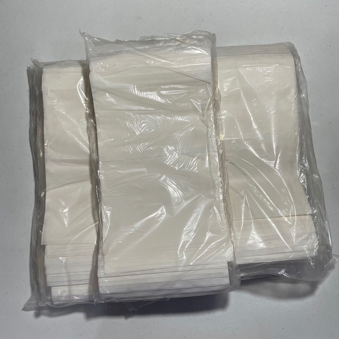 500pcs Self Adhesive Envelope Bag for Waybill Sticker (170*250CM) (Category: Stationery & School Supplies) located in Quezon City. Submitted by jamillechua (Listing ID 1246303149, Image 2). Description: *BRAND NEW *SIZE: 170 x 250CM *WITH SIDE SEAL (LIKE ZIPLOCK) *WITH FULL ADHESIVE BACKING.
