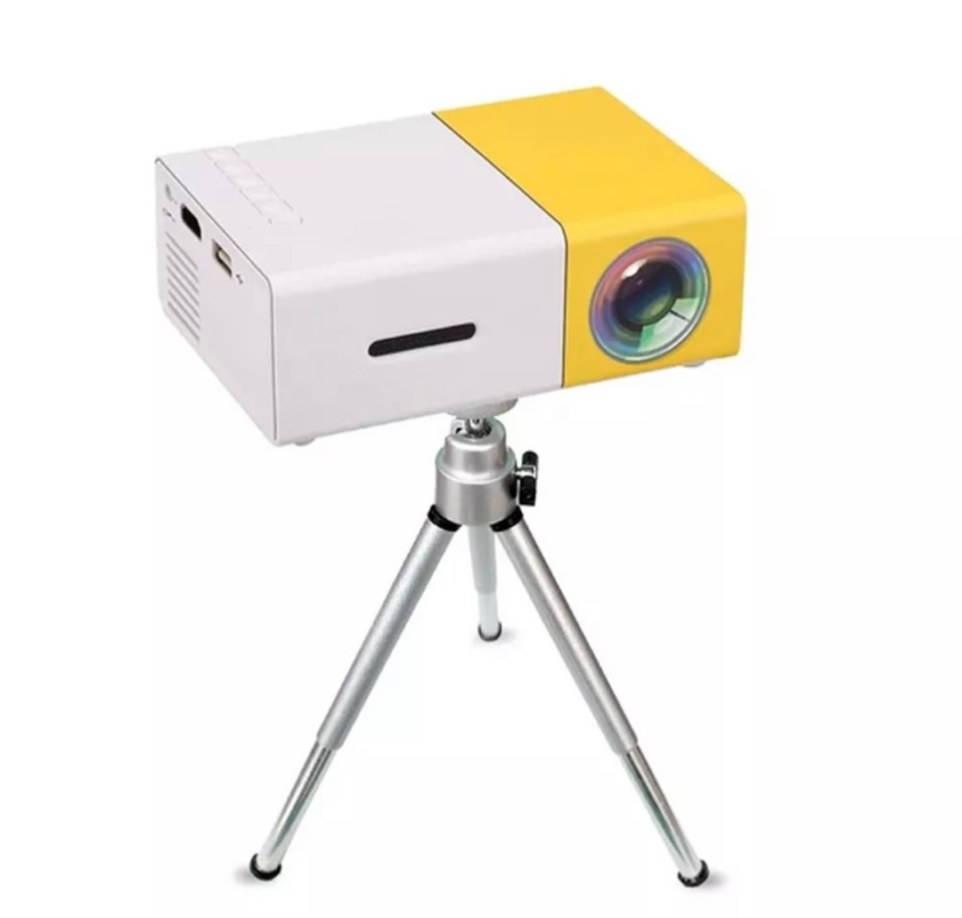 (99New) 2nd hand projector, TV & Home Appliances, TV & Entertainment