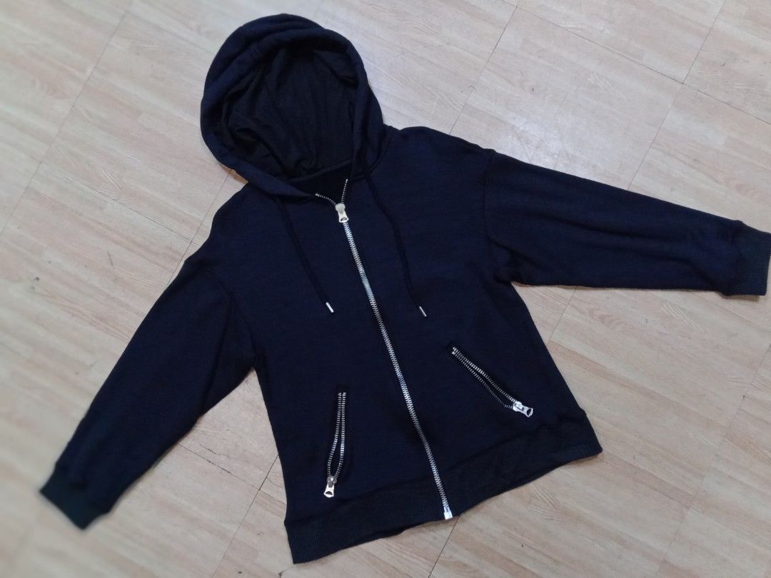 Acne Studios Jacket Hoodie (Category: Luxury Apparel) located in Baguio. Submitted by thejapparel.ph (Listing ID 1246250477, Image 1). Description: Acne Studios Black Jacket Hoodie Size M for Women cut tags 999.