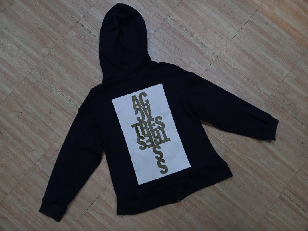 Acne Studios Jacket Hoodie (Category: Luxury Apparel) located in Baguio. Submitted by thejapparel.ph (Listing ID 1246250477, Image 2). Description: Acne Studios Black Jacket Hoodie Size M for Women cut tags 999.
