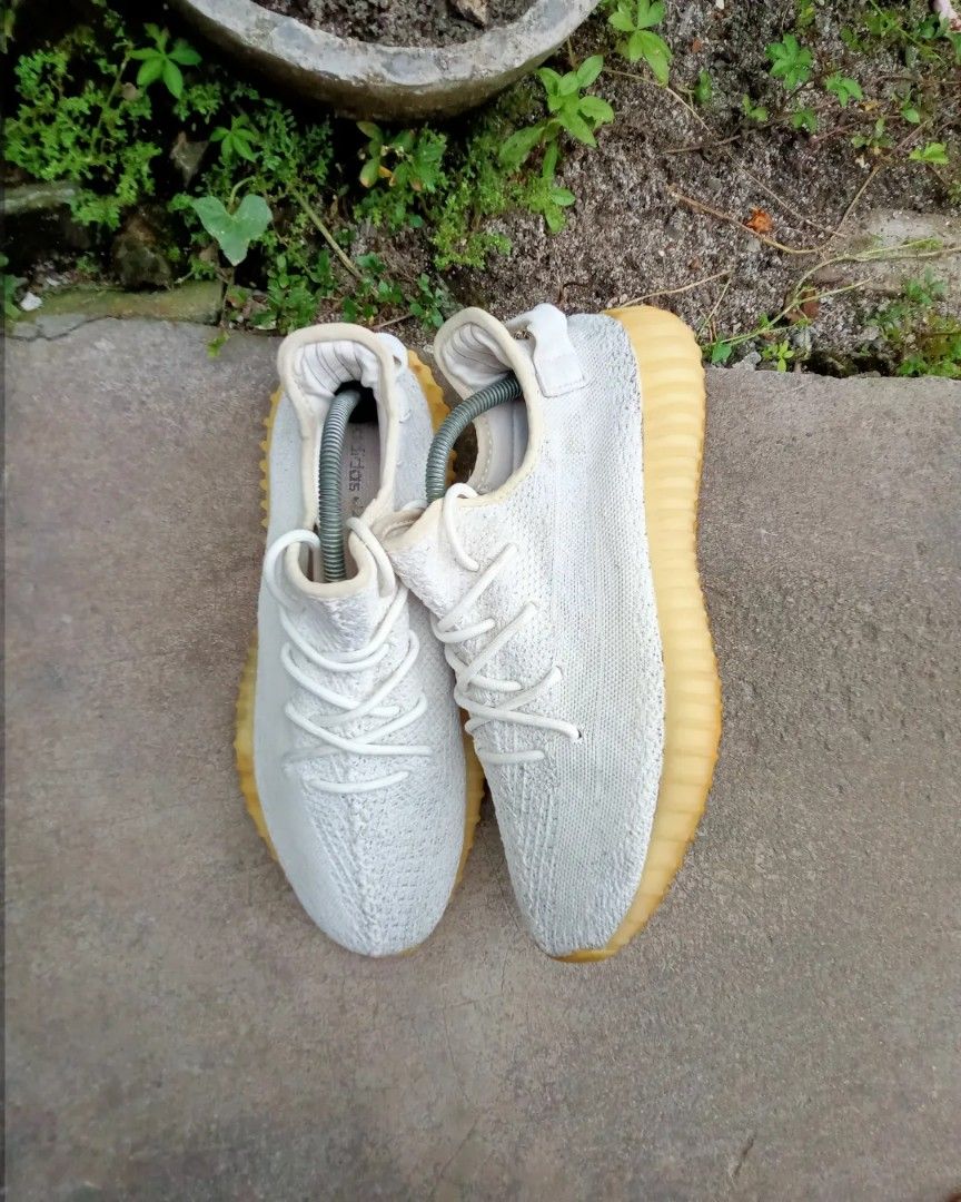 Adidas yeezy deals 43 5