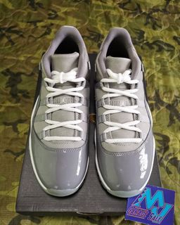 Air Jordan 11 "Cool grey" low - Size 9.5 US Mens