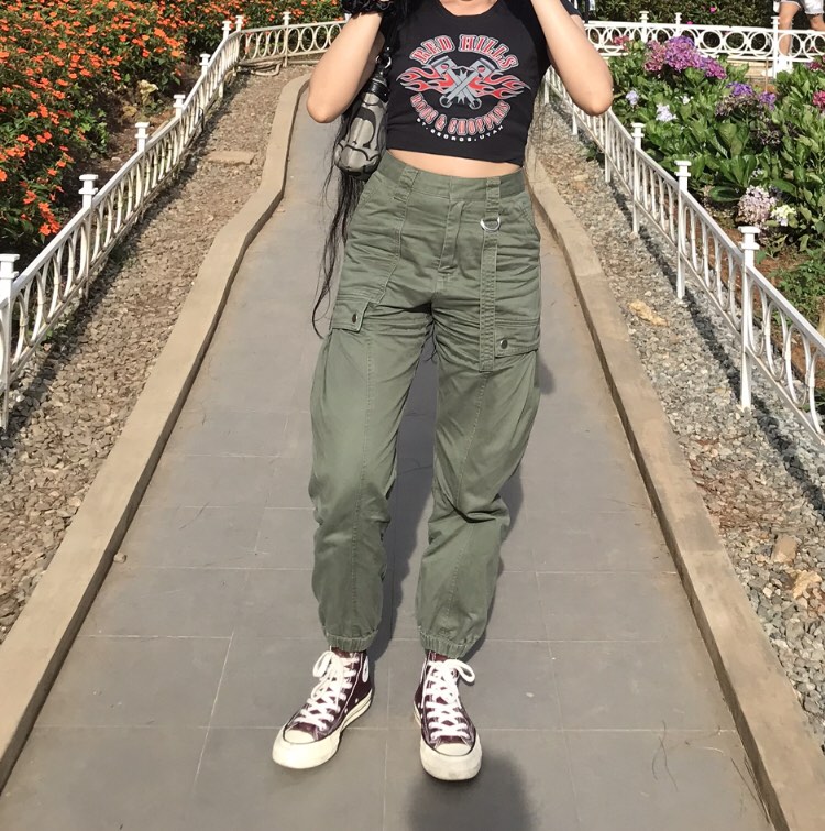 Army green cargo pants outfit online