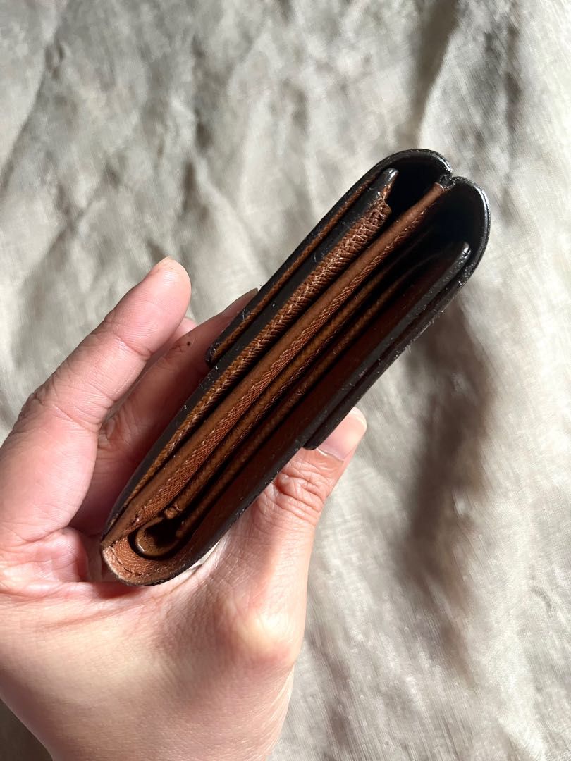 Authentic Louis Vuitton Trifold Elise Wallet (Category: Luxury Bags & Wallets) located in Quezon City. Submitted by alllauthentic (Listing ID 1246287010, Image 3). Description: 100% Authentic Money back if proven fake TH0974.