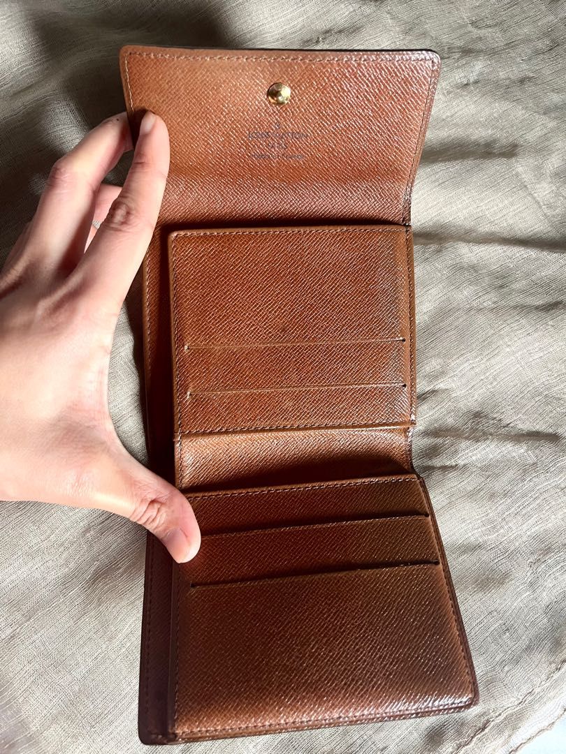 Louis Vuitton Trifold Elise Wallet lv not gucci prada, Luxury, Bags &  Wallets on Carousell