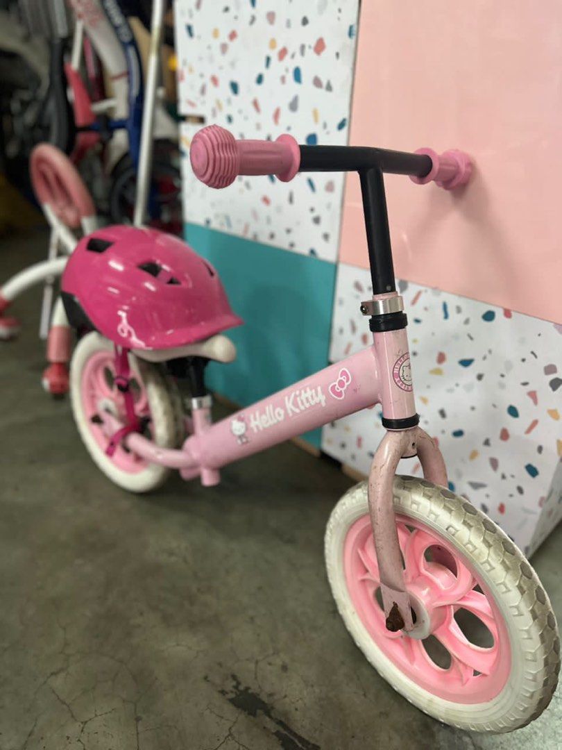 Hello kitty balance deals bike