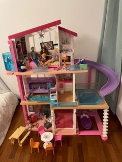 (Category: ) located in . Submitted by Gabysg (Listing ID 1246198879, Image 1). Description: .