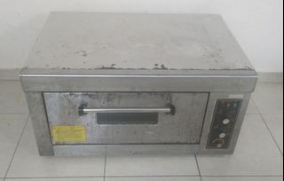 Berjaya  gas oven