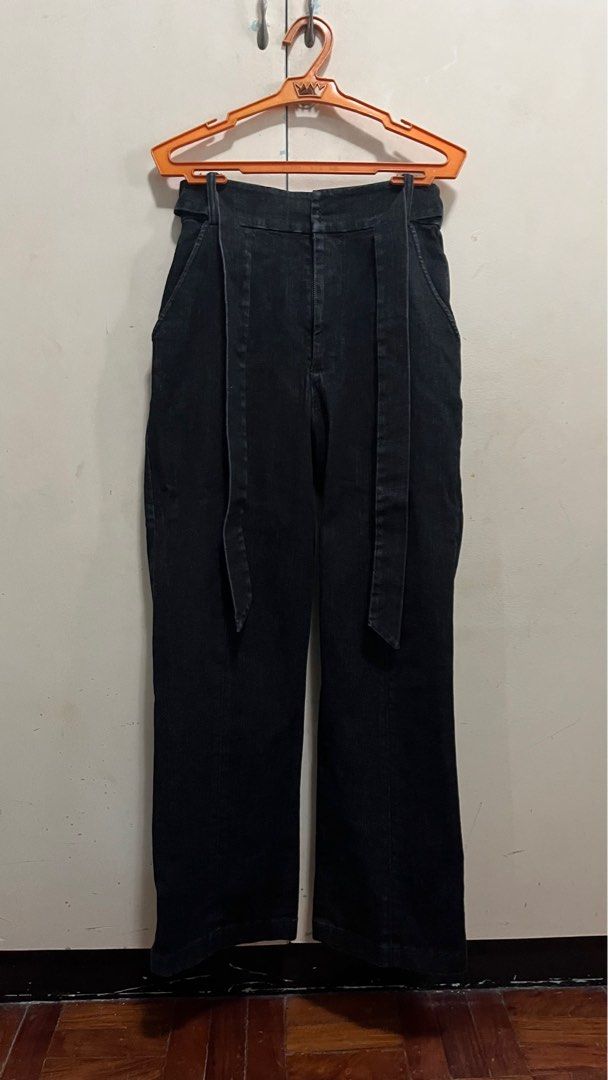 Black Denom Pants w/ Front Tie Detail (Category: Other Bottoms) located in Santa Rosa. Submitted by rbcrl (Listing ID 1246194422, Image 1). Description: - Super nice fit - Very stylish - High quality fabric - Size 23-25” (a bit of stretch on the waist).