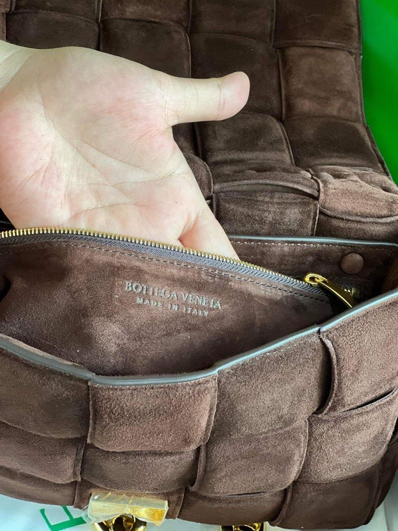 Bottega size 26cm, Women's Fashion, Bags & Wallets, Shoulder