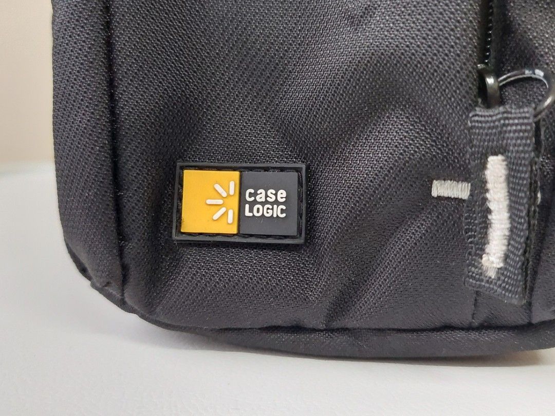 Case Logic pouch bag on Carousell