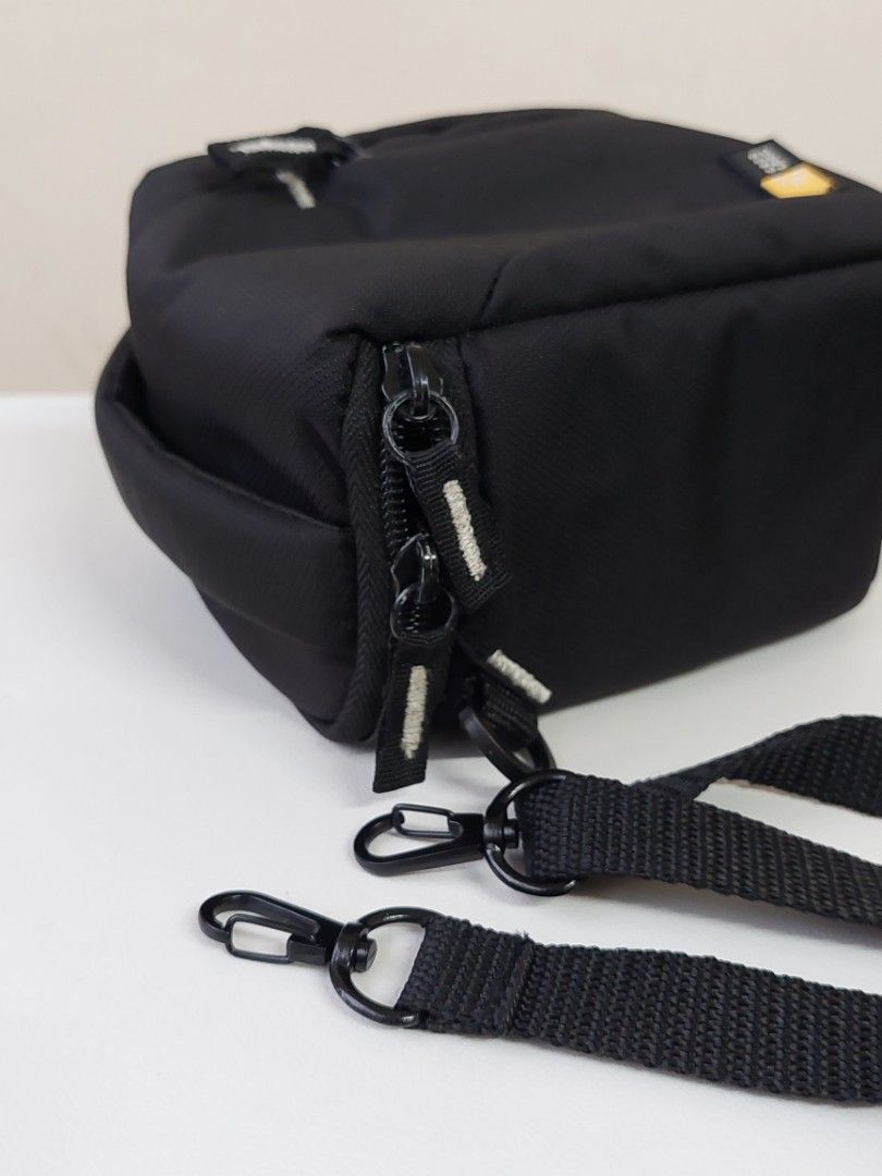 Case Logic pouch bag on Carousell