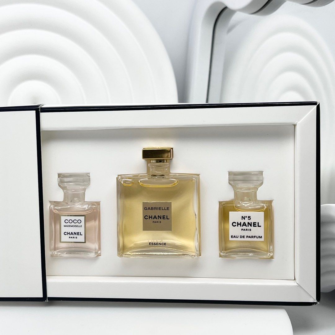 CHANEL MINI PERFUME SET , Beauty & Personal Care, Fragrance & Deodorants on  Carousell