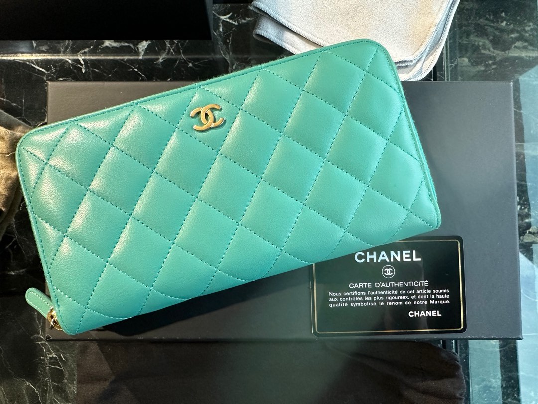 CHANEL WALLET, Women's Fashion, Bags & Wallets, Wallets & Card Holders