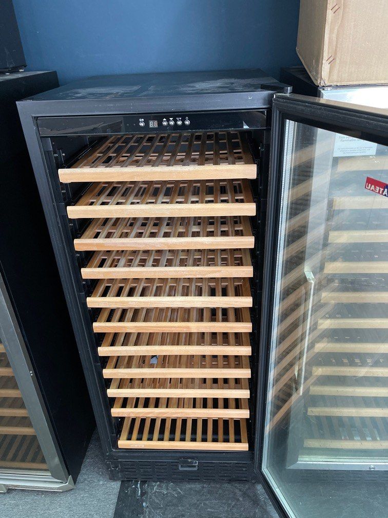 CHATEAU Wine Chiller, TV & Home Appliances, Kitchen Appliances, Wine