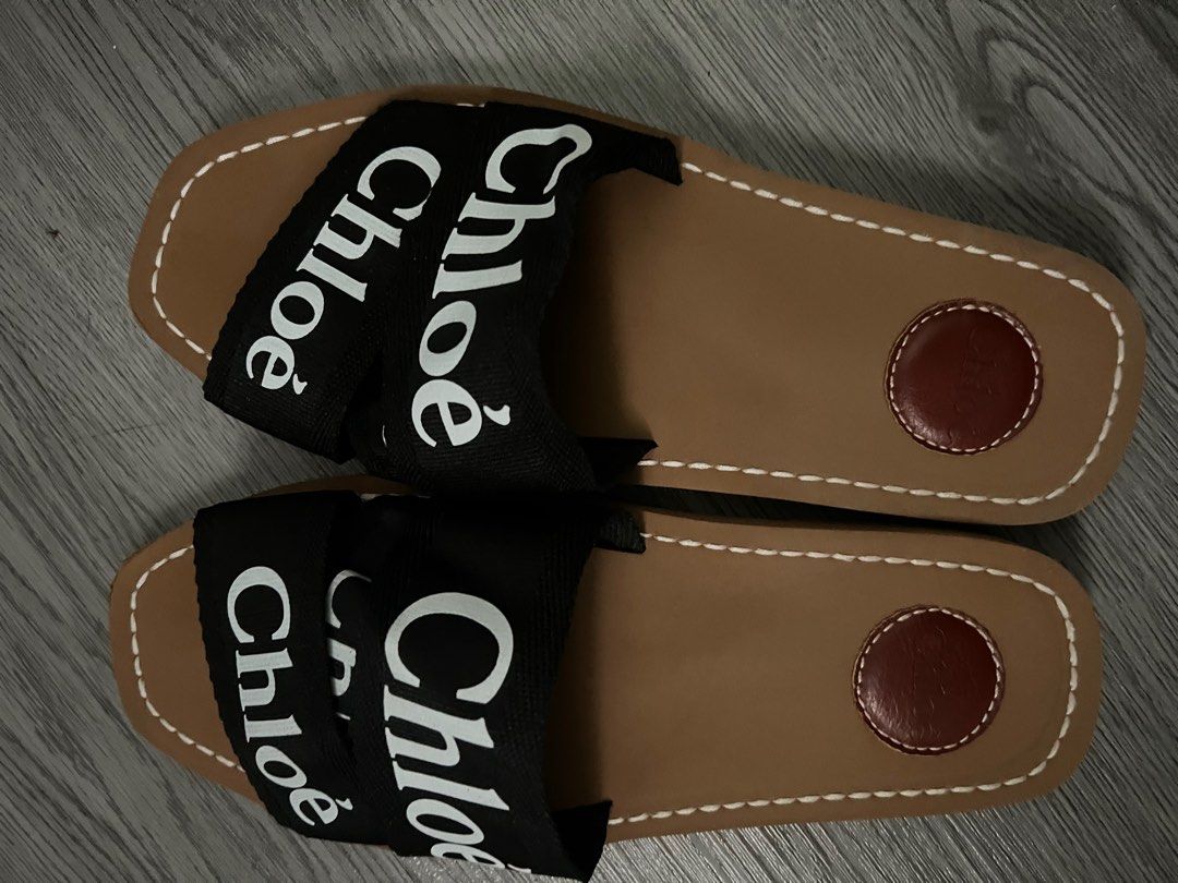 Chloe shop flip flops