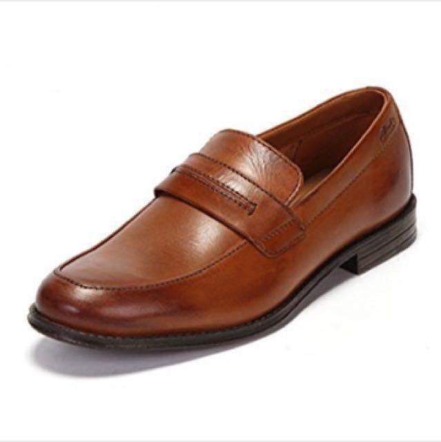 Clarks Hawkley Free Tan Loafer US10, Men display picture 1