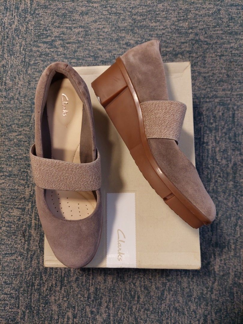 Clarks discount pola river