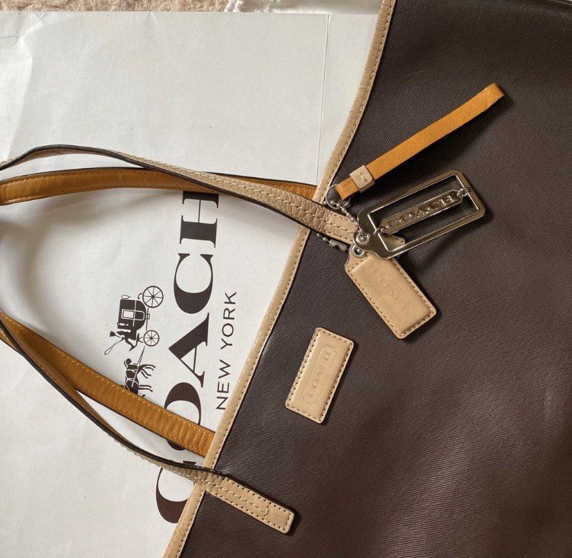 ORIGINAL COACH TOTE BAG, Luxury, Bags & Wallets on Carousell