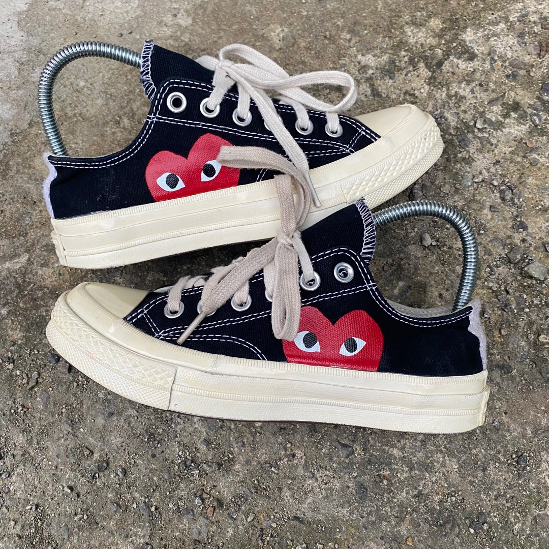 CONVERSE CDG PLAY LOW CUT on Carousell