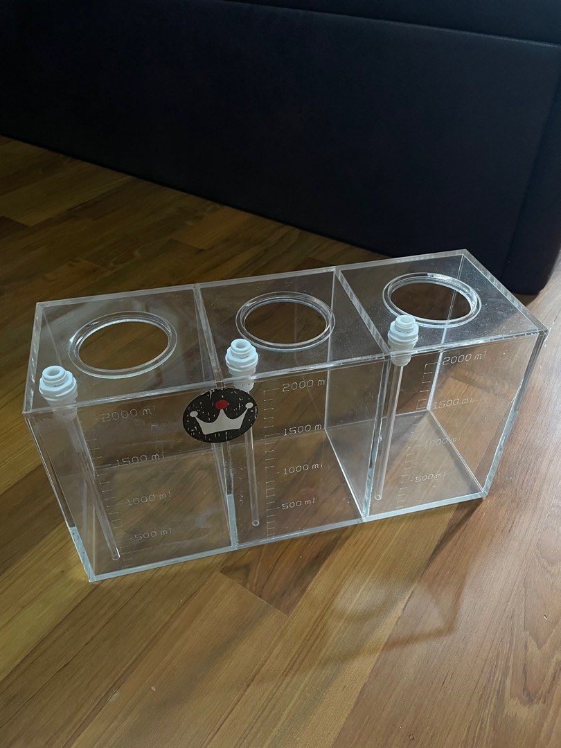 Dosing Container, Pet Supplies, Homes & Other Pet Accessories on Carousell