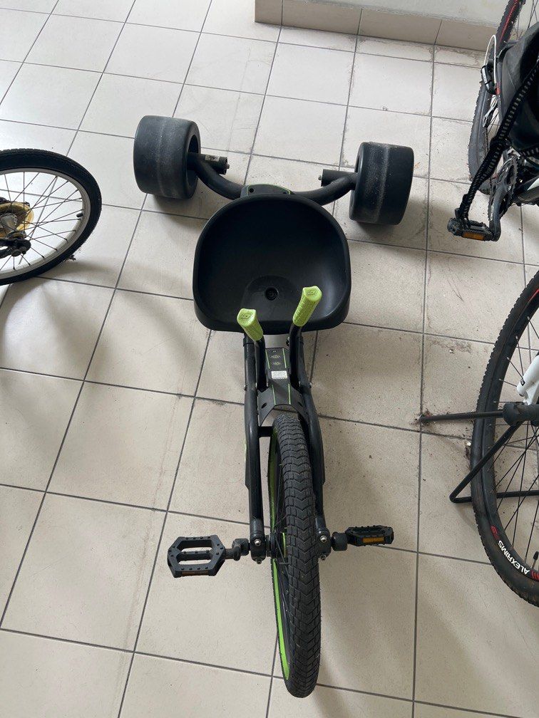 Drift Trike Go Kart like petal Sports Equipment Bicycles