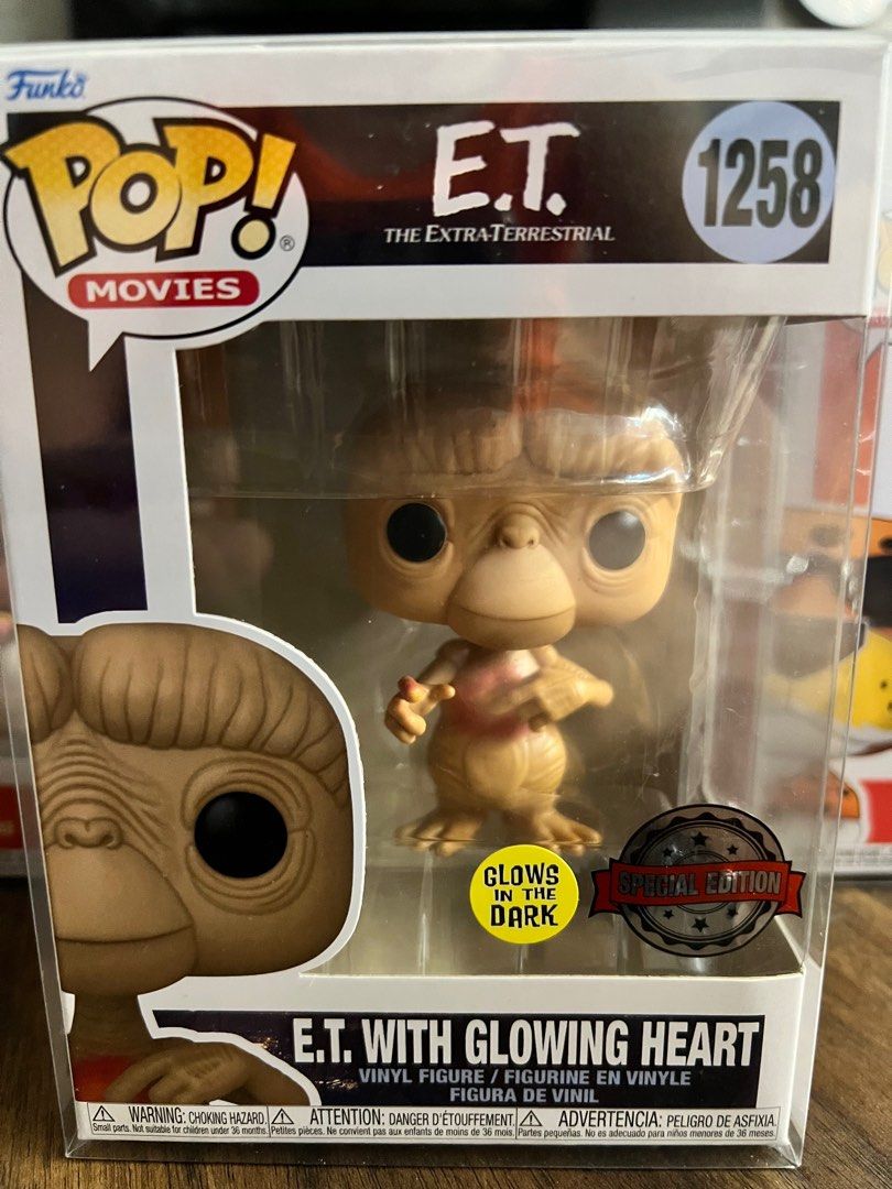 Et Funko Pop Glows In The Dark (The Extra Terrestrial, Special Edition,  Limited Edition), Hobbies & Toys, Toys & Games On Carousell