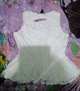 F21 Backless Laced Cream Peplum top