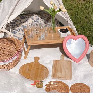 [FOR RENT] Aesthetic Picnic Set