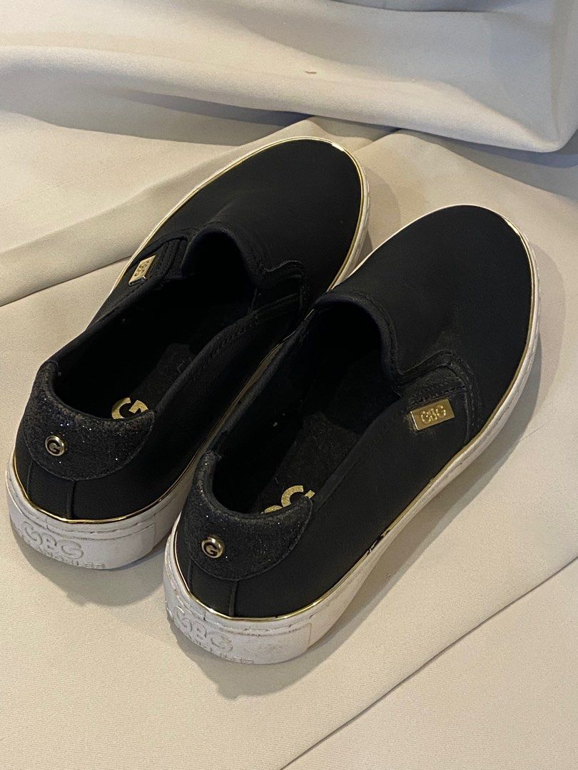 G by guess deals slip on