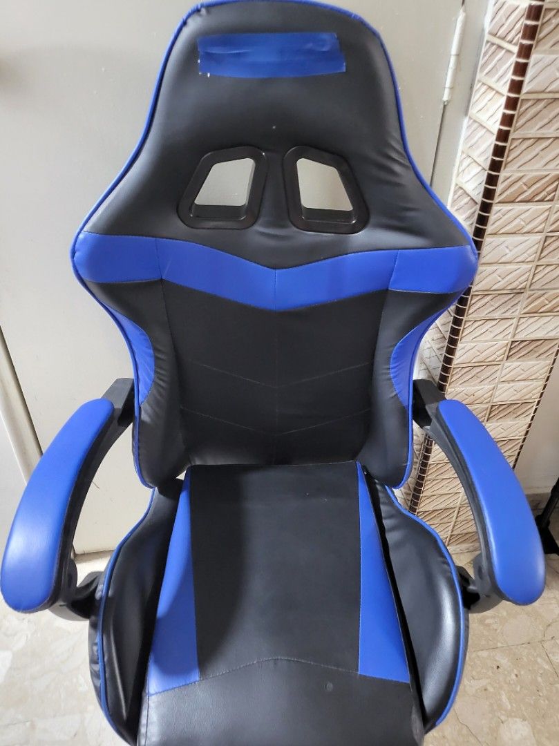 Gaming/ office Chair with recliner, Furniture & Home Living, Furniture